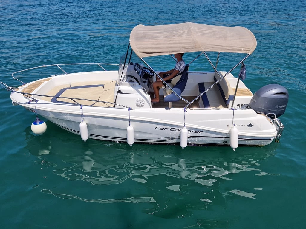 Jeanneau Cap Camarat 6.5 CC skippered speedboat Dubrovnik