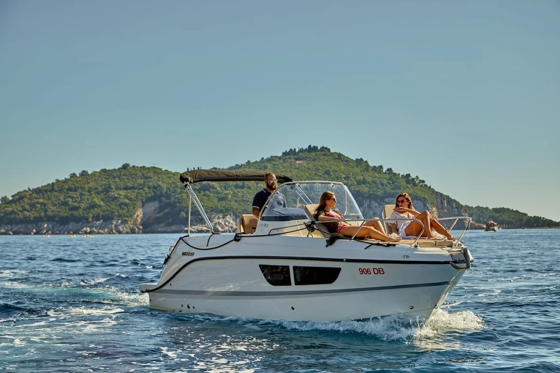 Quicksilver 805 Sun Deck premium boat Dubrovnik