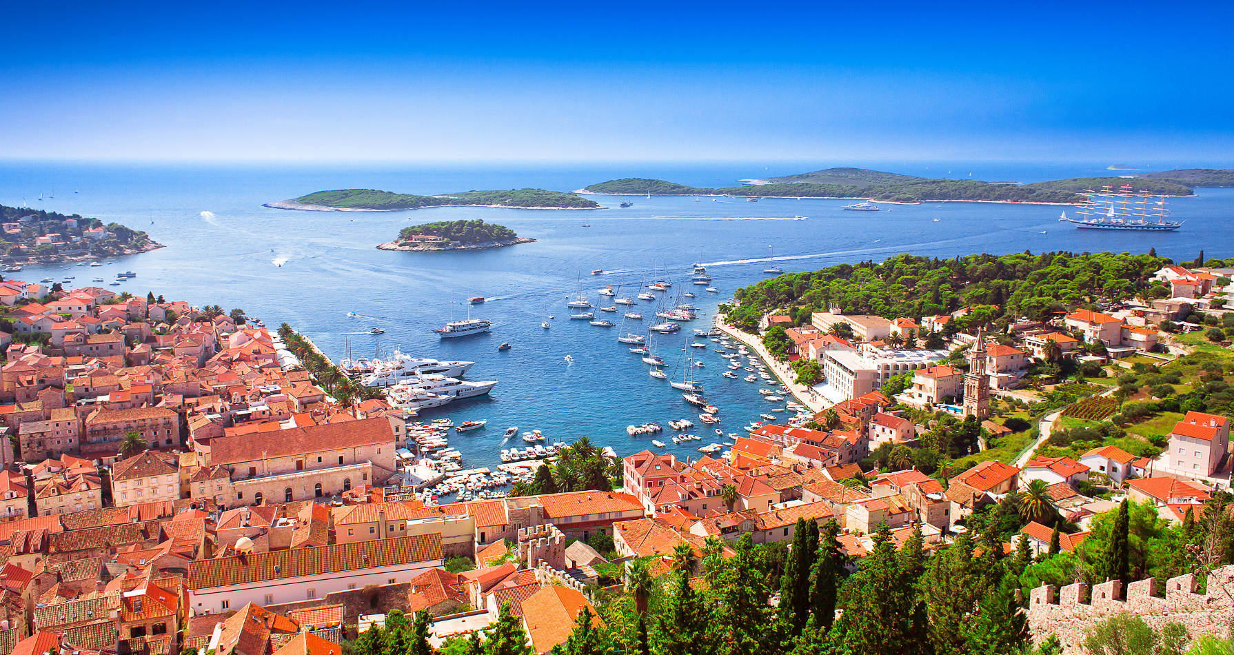 Hvar island private boat tour from Dubrovnik